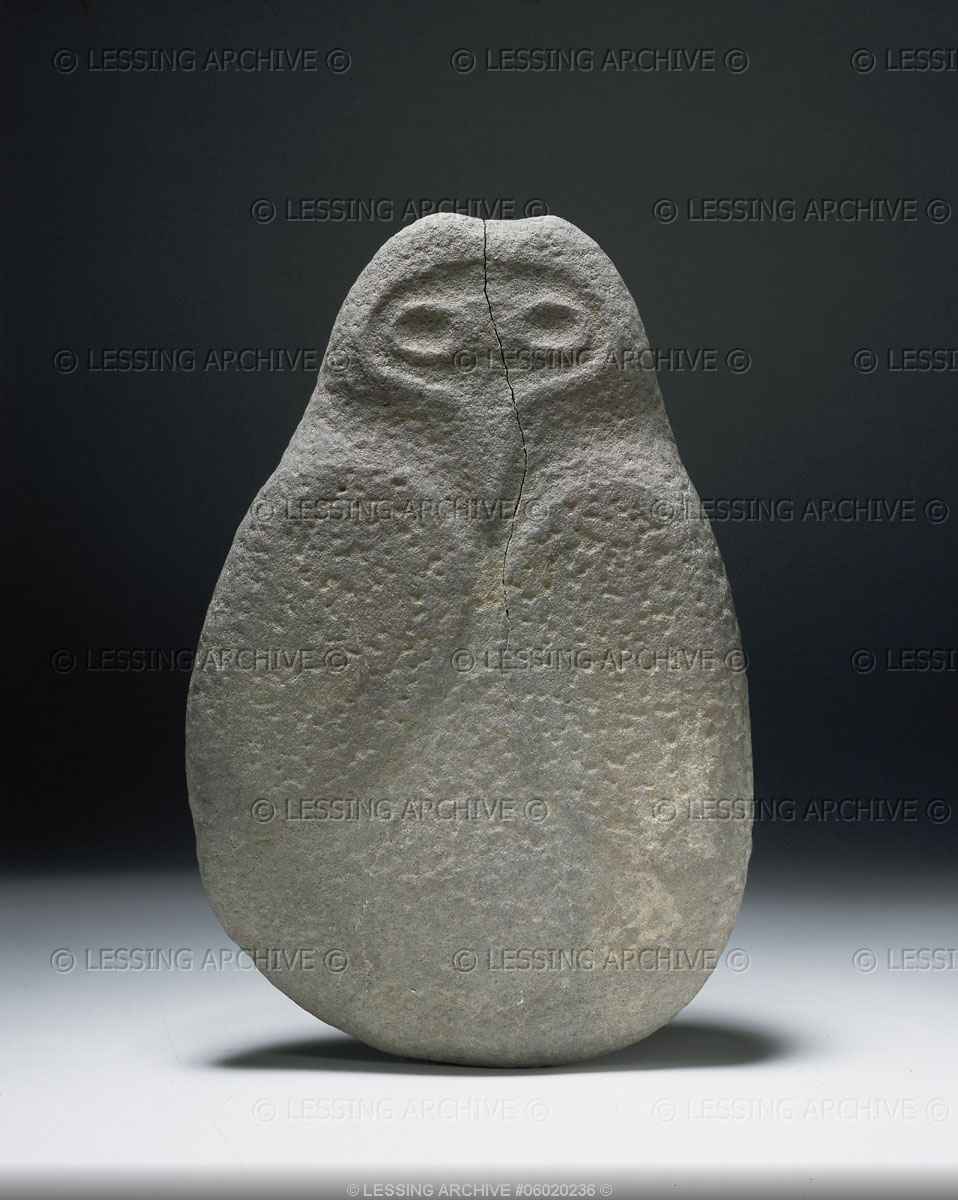 Sculpture,owl, 26 x 17 cm. From Algeria. 06-02-02/36