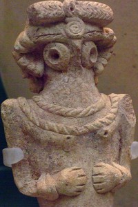 Pottery figurine from the Middle Euphrates EBIV 2400-2000 BCE eyes 2a5351645efbbf0eaae3fc0393c45391