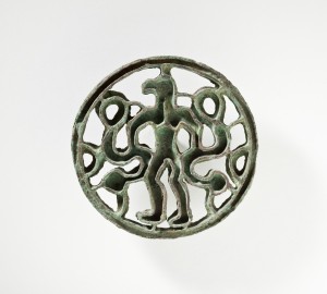 Compartmented_Seal_with_Bird-Headed_Man_with_Snakes_LACMA_AC1995.5.6